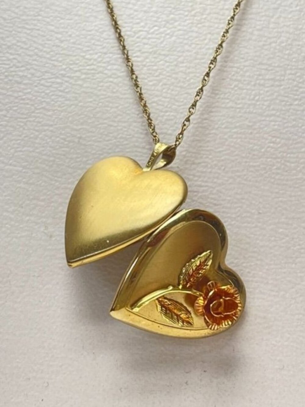 Vintage Princess Pride Creations PPC 14K Gold Filled Heart Locket Necklace - Picture 4 of 8